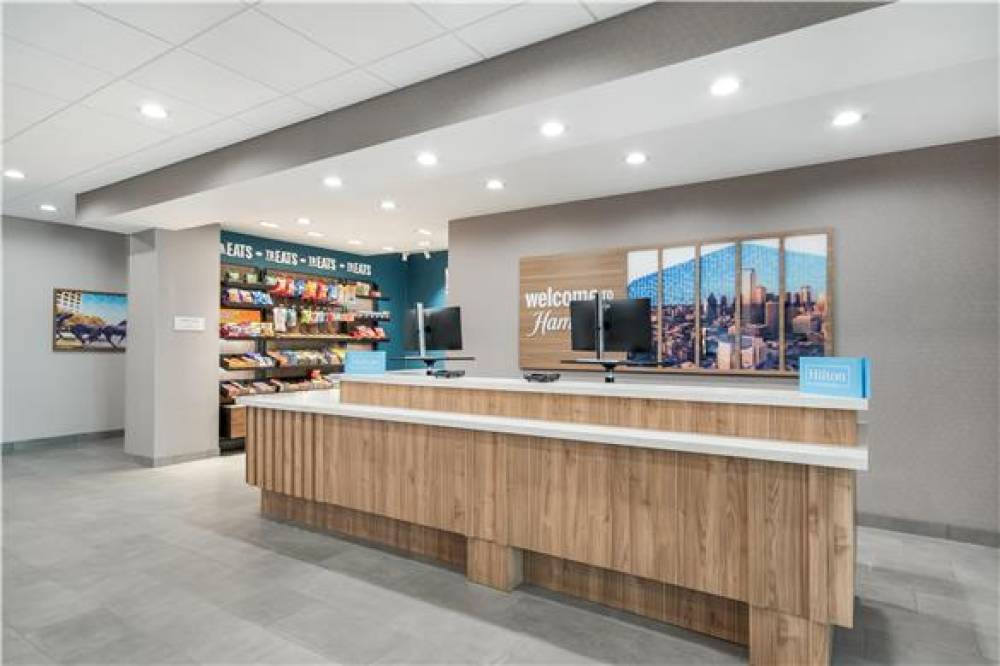 HAMPTON INN AND SUITES DFW AIRPORT 5