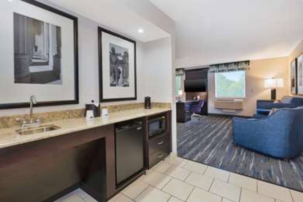 Hampton Inn And Suites Flint/Grand Blanc 6