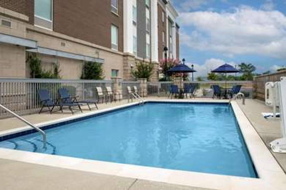 Hampton Inn And Suites Holly Springs, NC 8