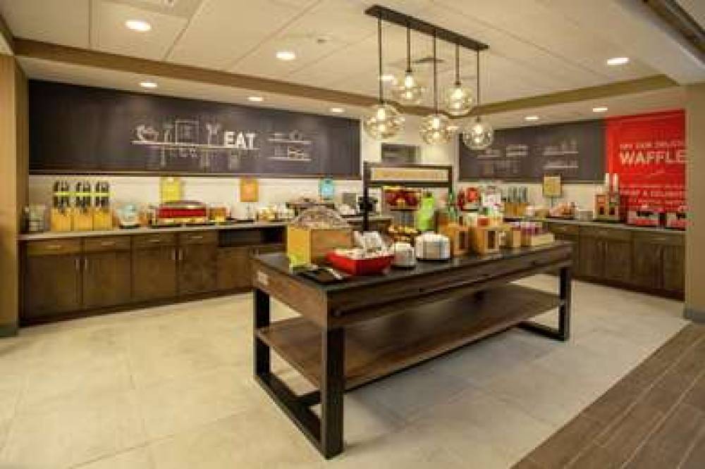 HAMPTON INN AND SUITES KUTZTOWN 9