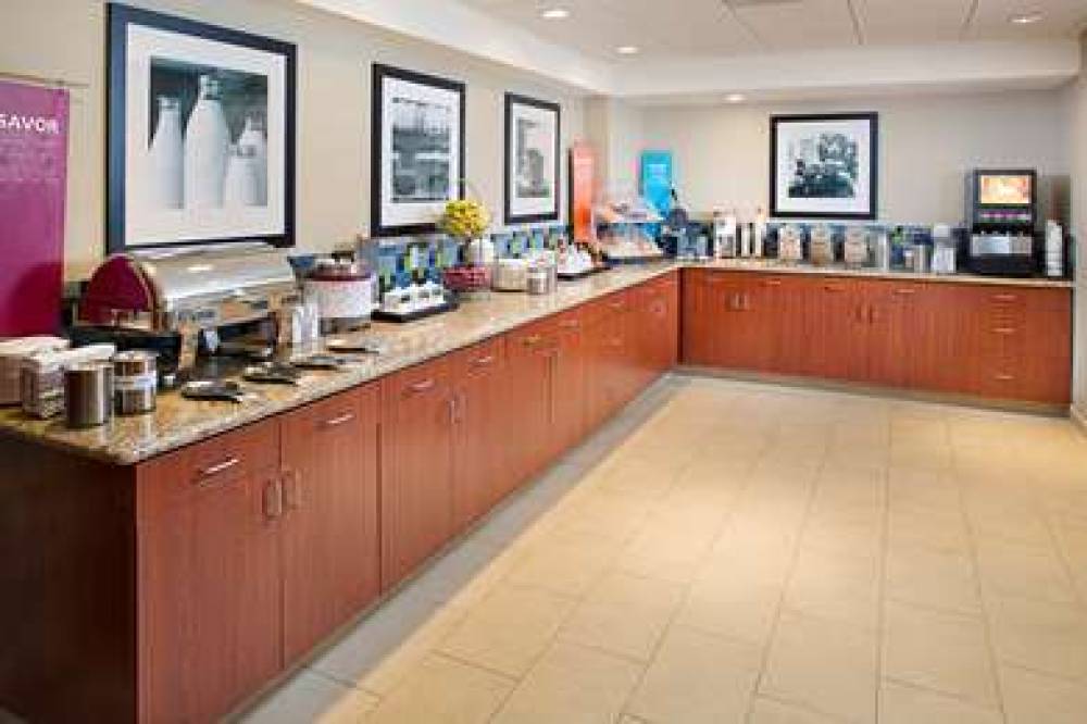 Hampton Inn And Suites Lancaster, CA 5