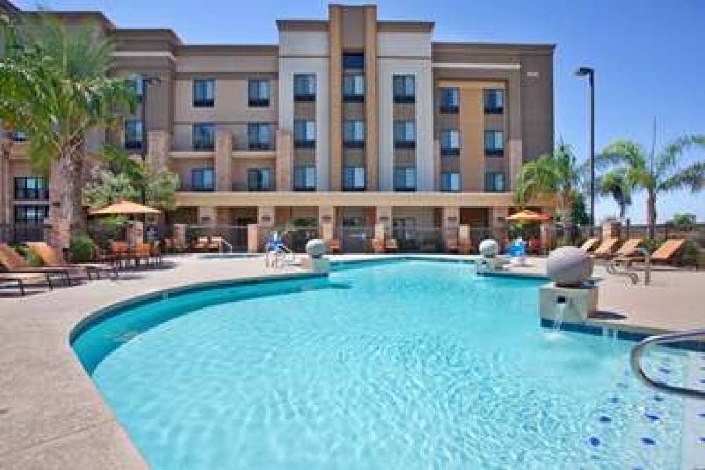 Hampton Inn And Suites Phoenix Glendale/Westgate, 10