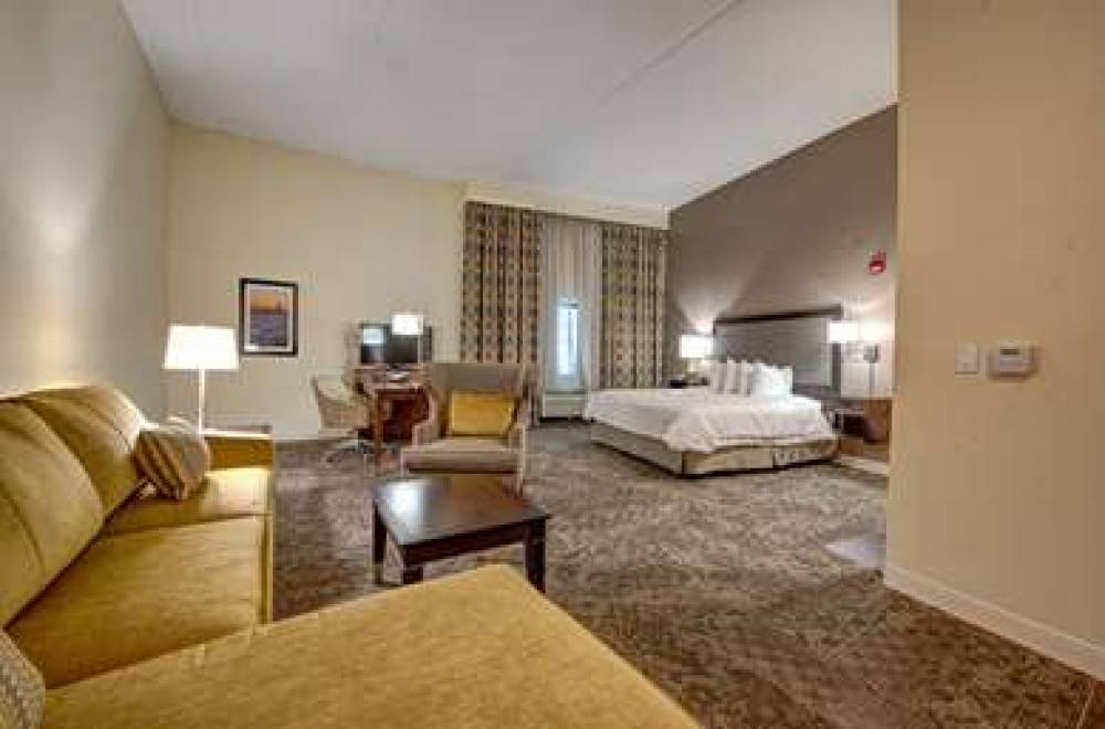 Hampton Inn And Suites Rockville Centre 1