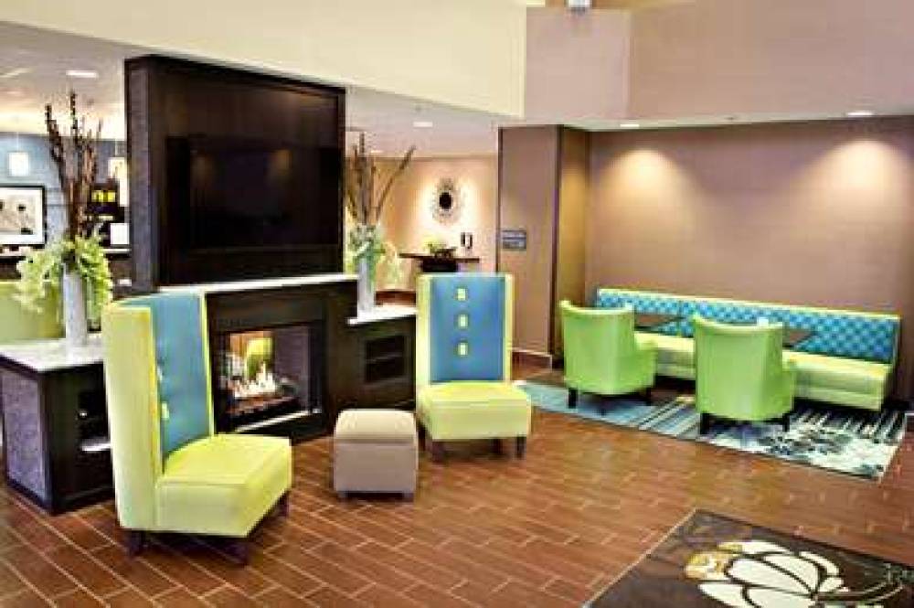 HAMPTON INN AND SUITES SALT LAKE CI 10