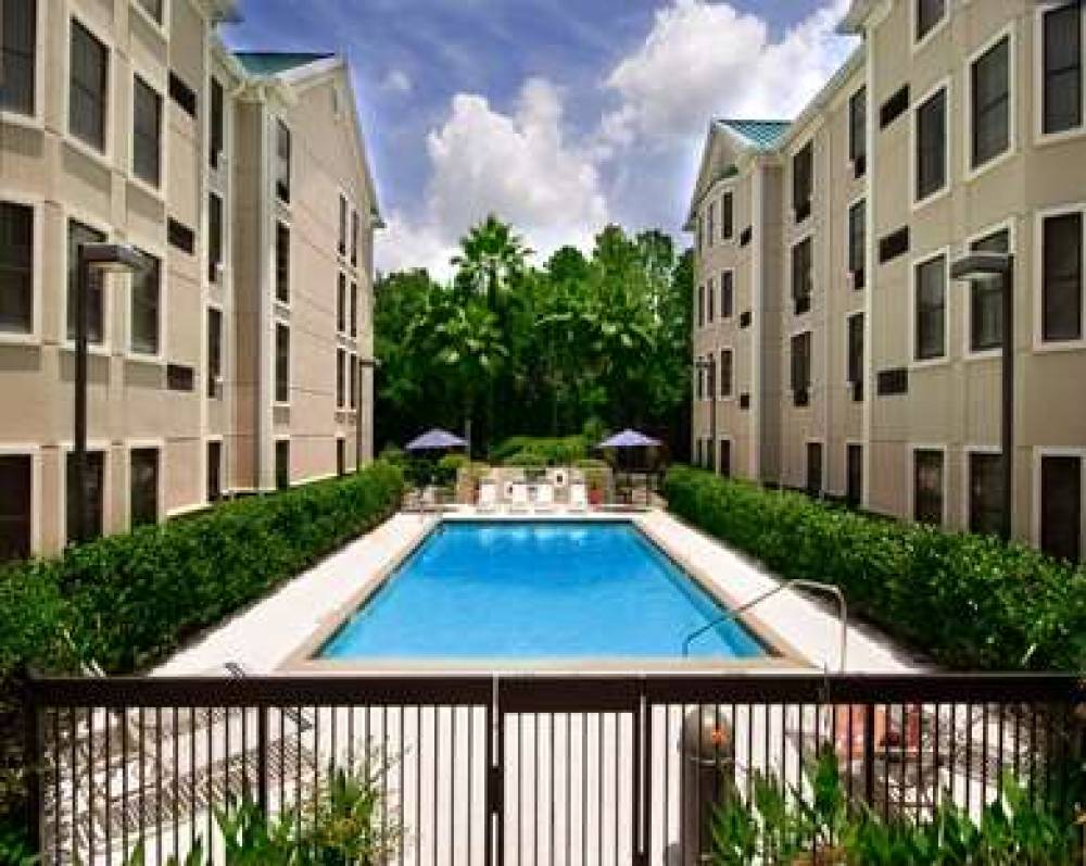 Hampton Inn And Suites Tampa North 9