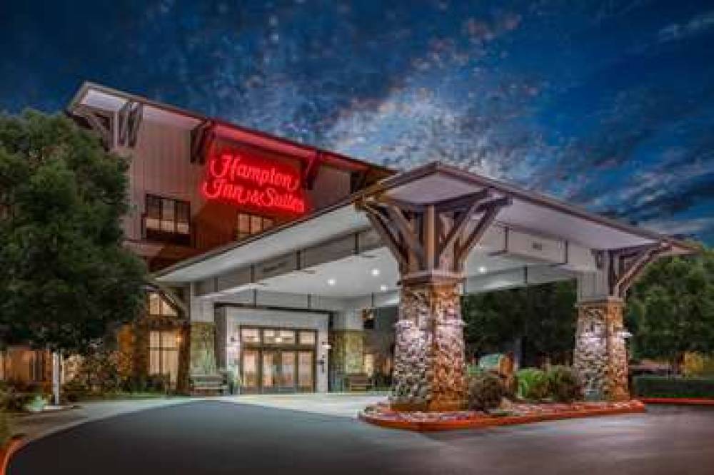 Hampton Inn And Suites Windsor/Sonoma Wine Country 1