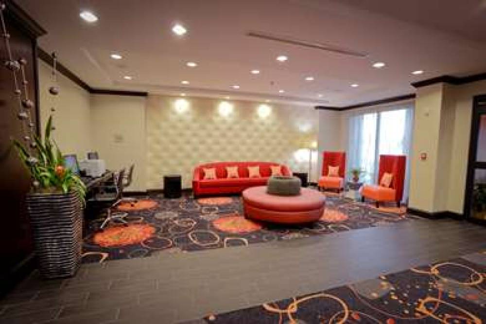 HAMPTON INN ANDAMP; SUITES ALBANY A 4