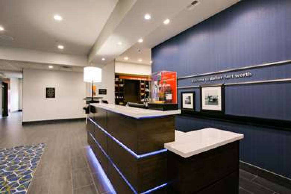 HAMPTON INN ANDAMP; SUITES DALLAS/F 6