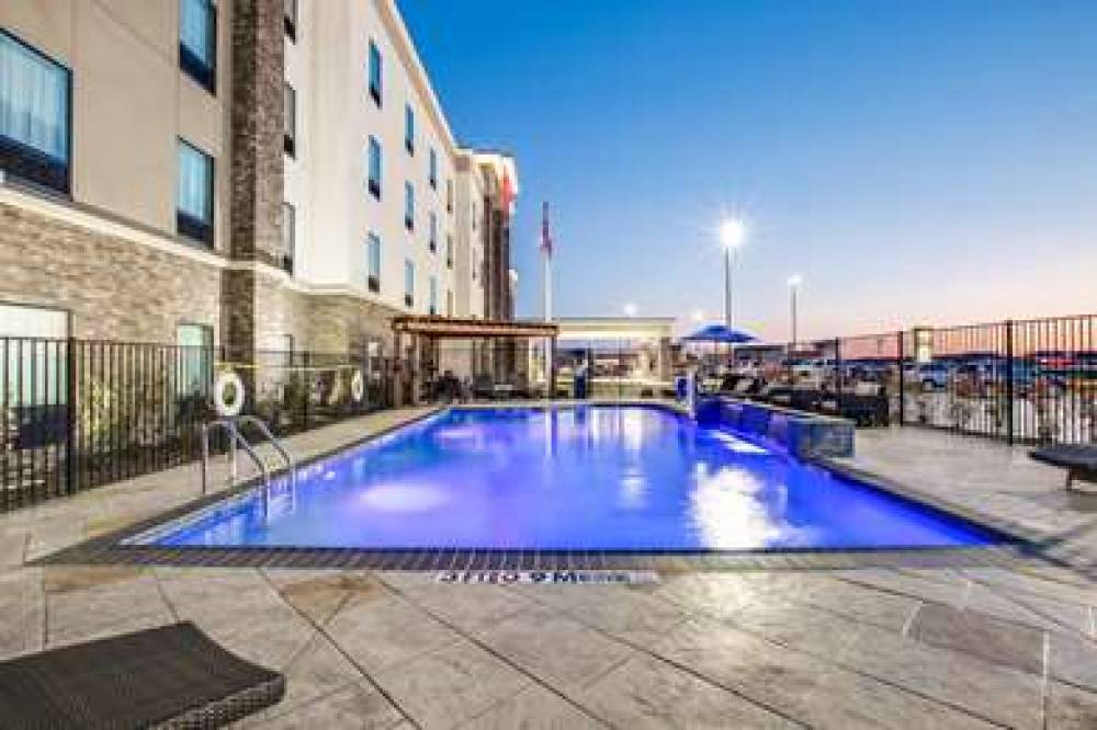 HAMPTON INN ANDAMP; SUITES DALLAS/F 10
