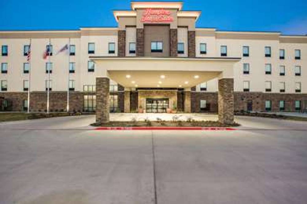 HAMPTON INN ANDAMP; SUITES DALLAS/F 2