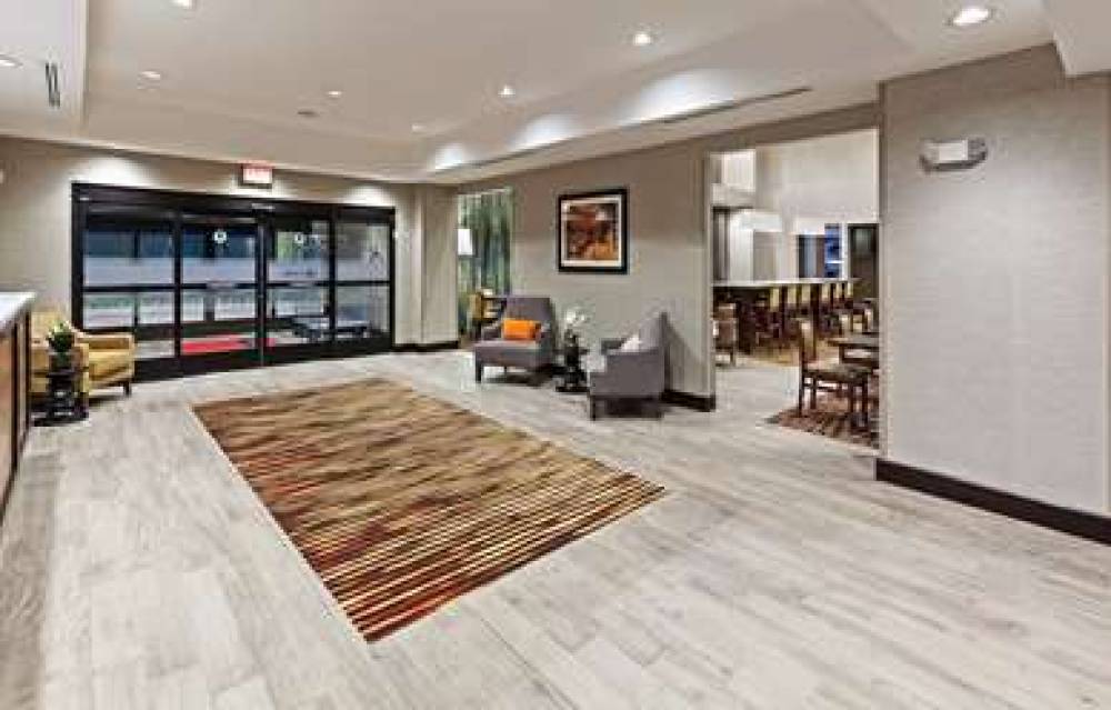 HAMPTON INN ANDAMP; SUITES GEORGETO 4