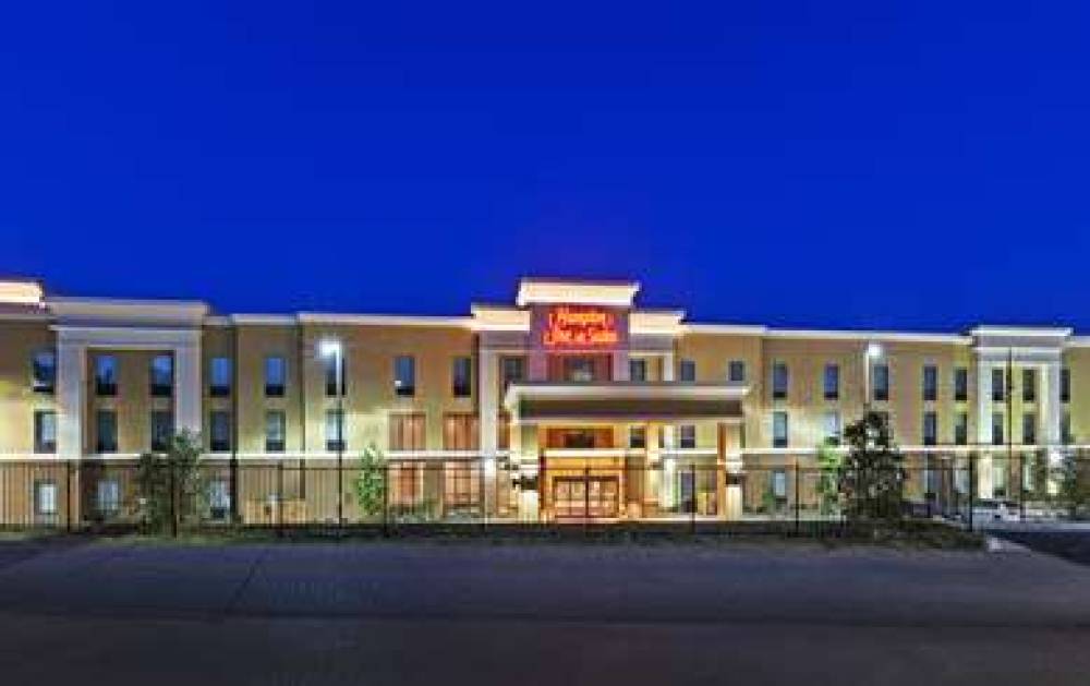 HAMPTON INN ANDAMP; SUITES GEORGETO 2