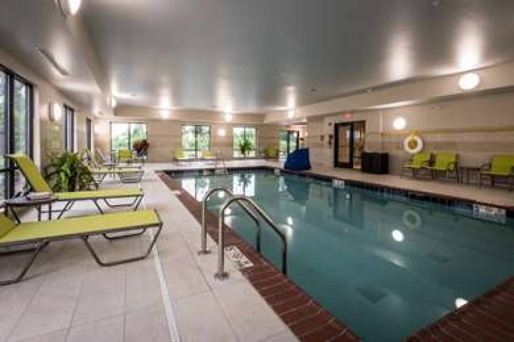 HAMPTON INN ANDAMP; SUITES HAMMOND 7