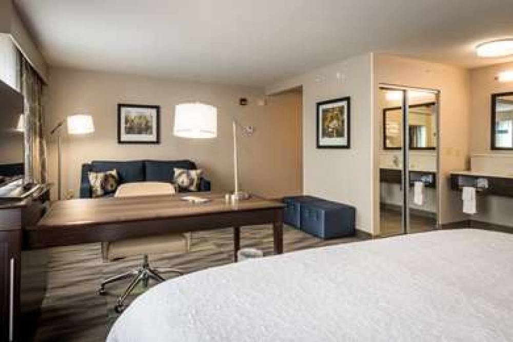 HAMPTON INN ANDAMP; SUITES HAMMOND 3