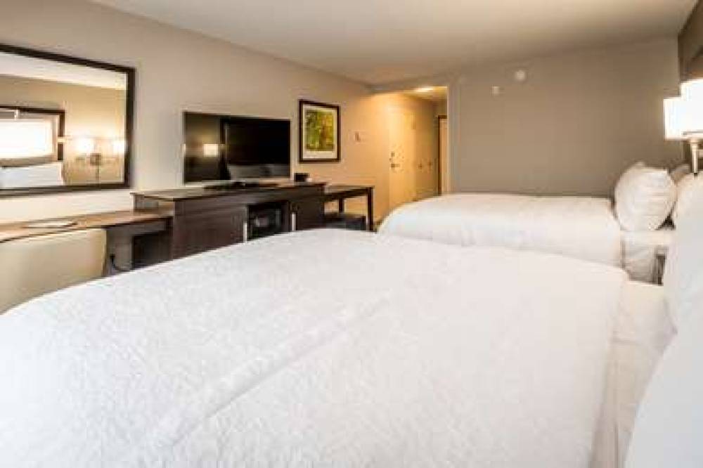 HAMPTON INN ANDAMP; SUITES HAMMOND 8
