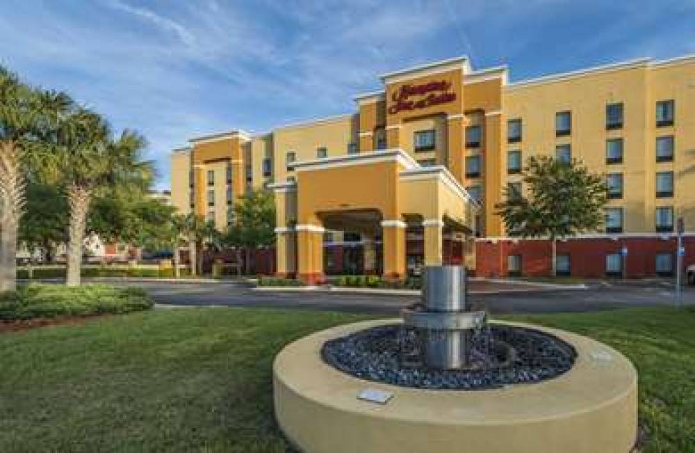 HAMPTON INN ANDAMP; SUITES JACKSONV 3