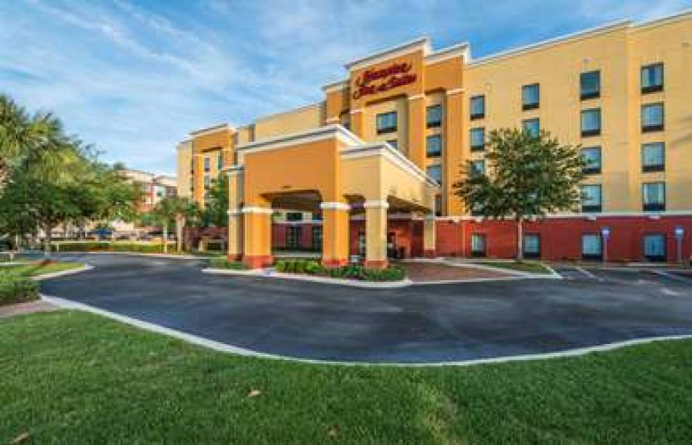 HAMPTON INN ANDAMP; SUITES JACKSONV 2