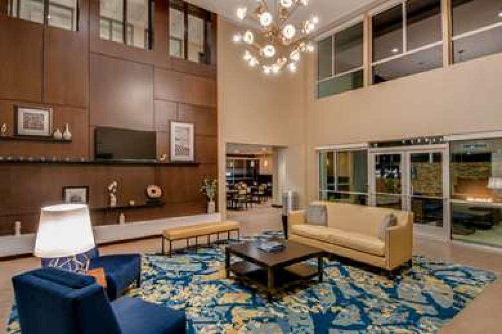 HAMPTON INN ANDAMP; SUITES LOS ANGE 9