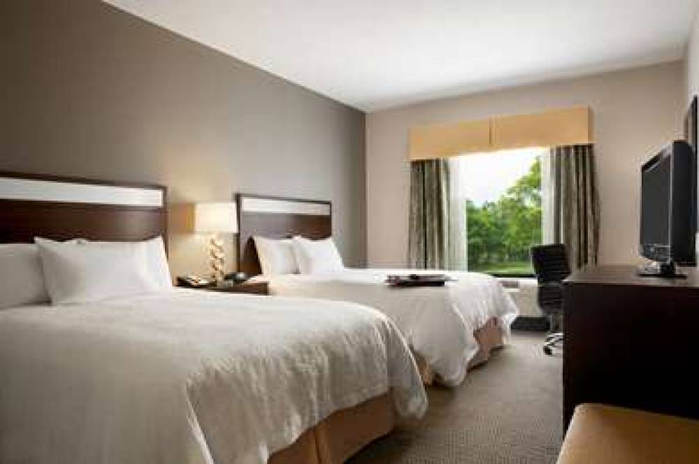 HAMPTON INN ANDAMP; SUITES MANSFIEL 6