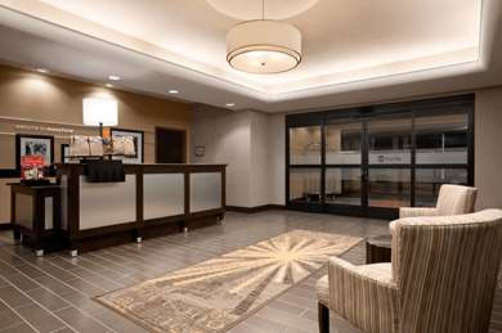 HAMPTON INN ANDAMP; SUITES MANSFIEL 2