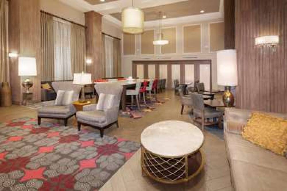 HAMPTON INN ANDAMP; SUITES MUNSTER 4
