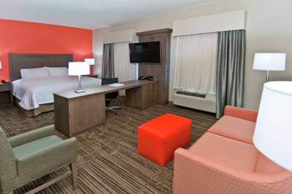 HAMPTON INN ANDAMP; SUITES PENSACOL 9