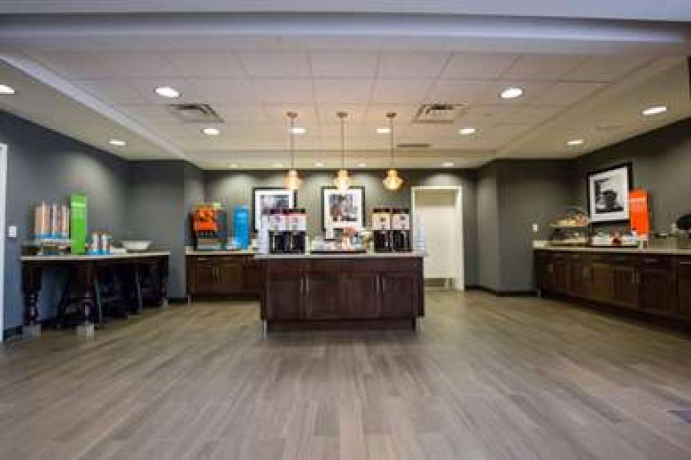 HAMPTON INN ANDAMP; SUITES PITTSBUR 2