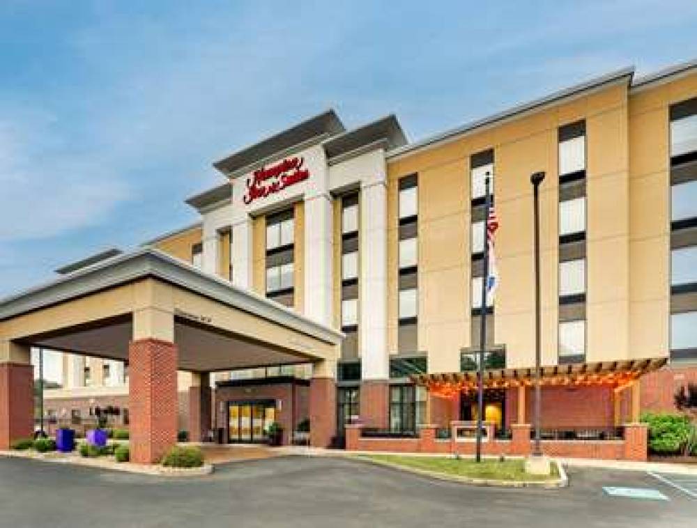HAMPTON INN ANDAMP; SUITES ROME 4