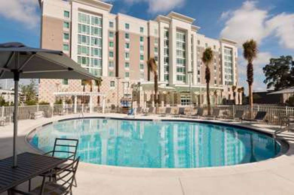 HAMPTON INN ANDAMP; SUITES TAMPA AI 6