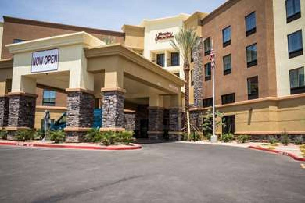 HAMPTON INN ANDAMP; SUITES TEMPE/PH 2