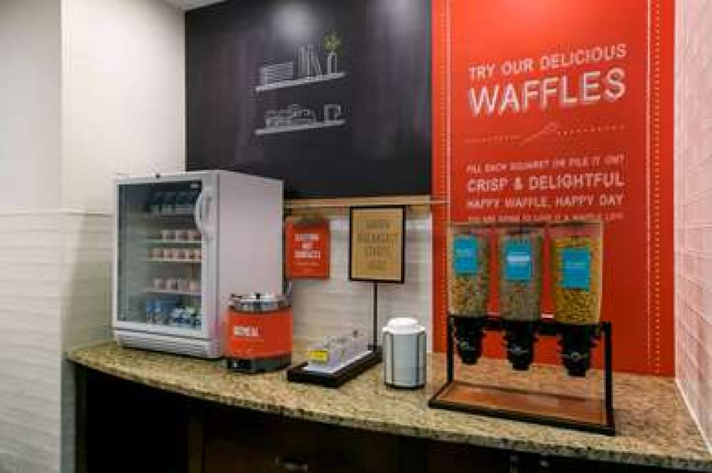 HAMPTON INN ANDAMP; SUITES WILMINGT 10