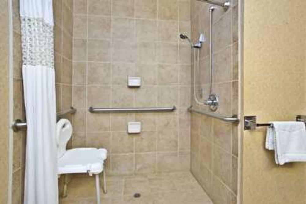 Hampton Inn Anderson 8