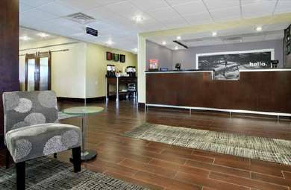 Hampton Inn Ashtabula 10