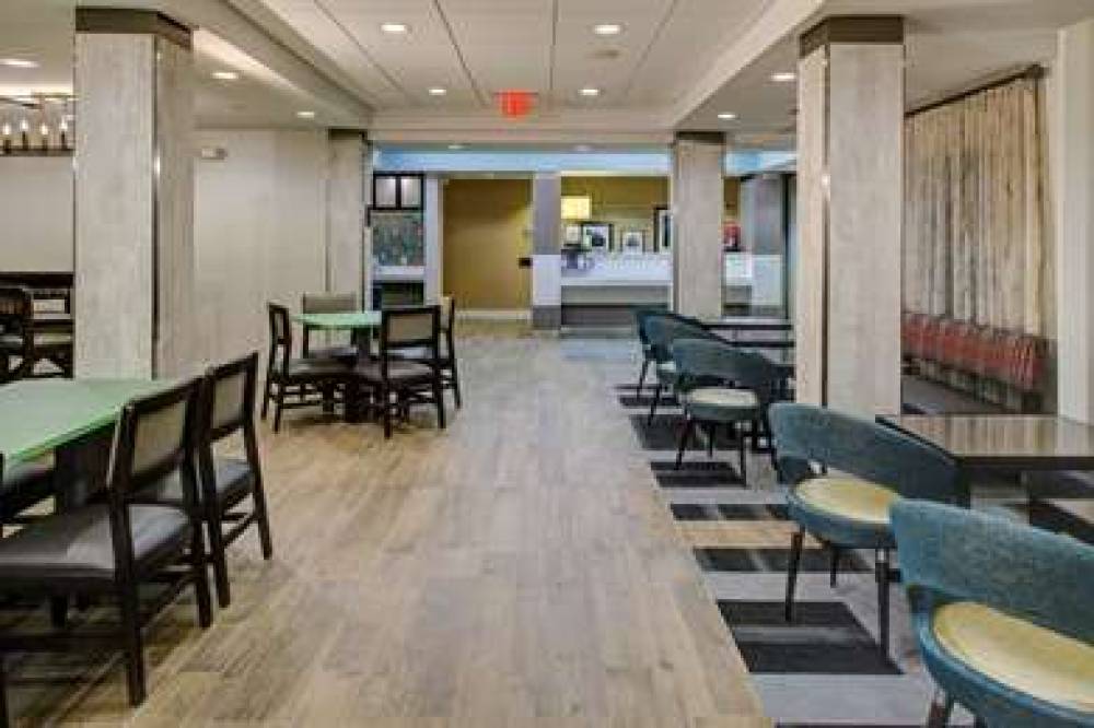 Hampton Inn Atlanta-Georgia Tech/Downtown, GA 9