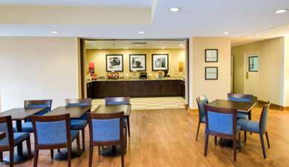 Hampton Inn Atlanta Southlake 9