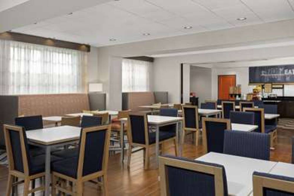 Hampton Inn Augusta 6