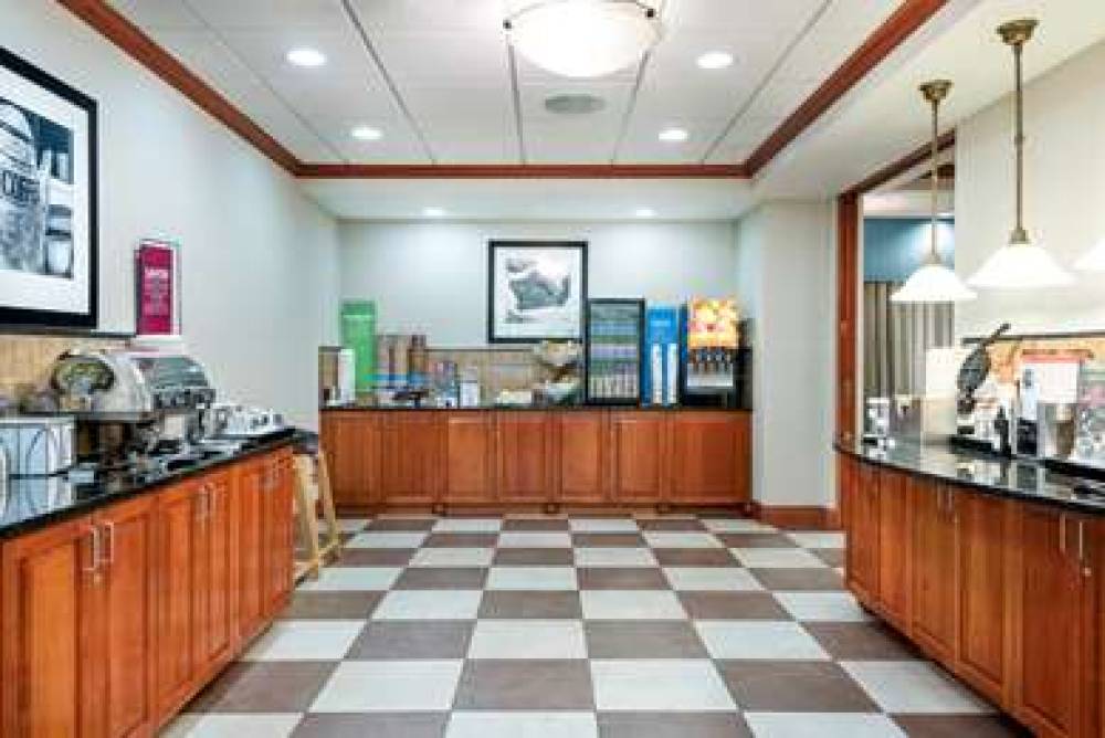 Hampton Inn Bellevue, NE 6