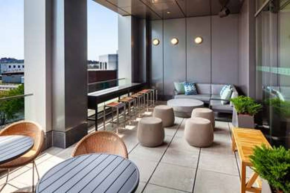 Hampton Inn Boston Seaport