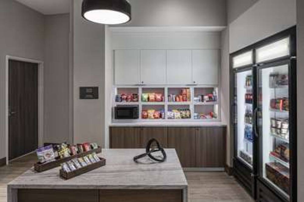 HAMPTON INN BOSTON WOBURN 2