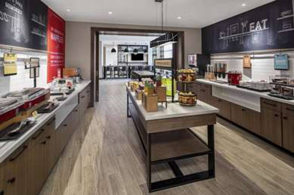 HAMPTON INN BOSTON WOBURN 9