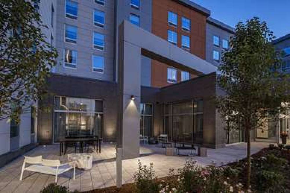 HAMPTON INN BOSTON WOBURN 7