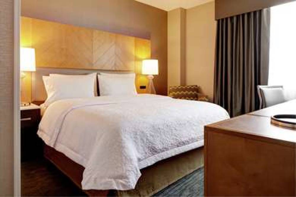 HAMPTON INN BROOKLYN/DOWNTOWN 8