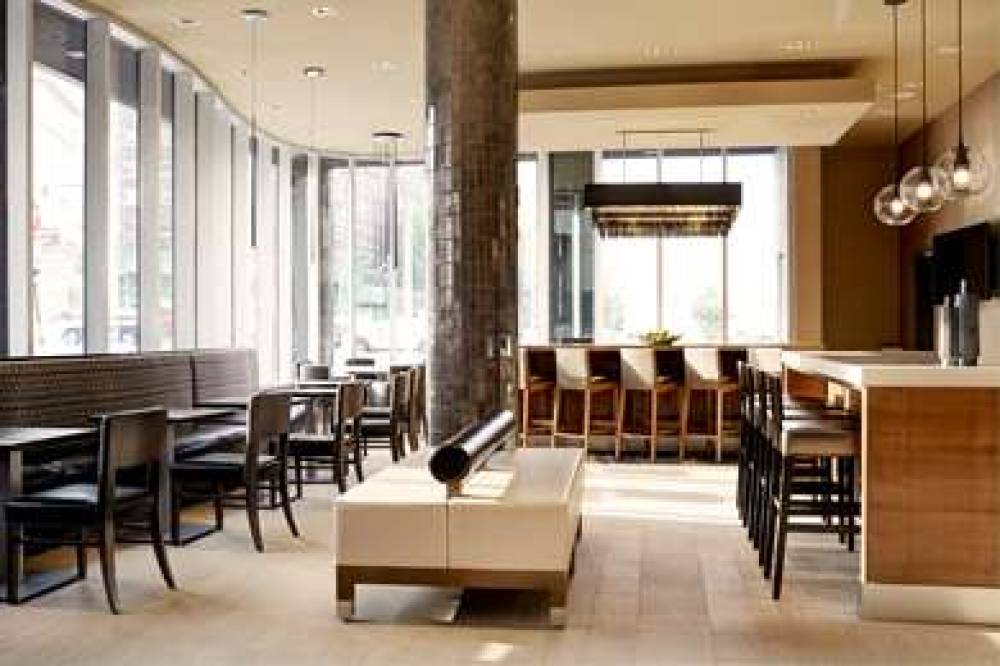 HAMPTON INN BROOKLYN/DOWNTOWN 6