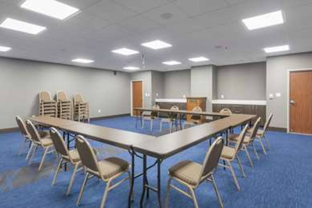 Hampton Inn Brownwood, TX 7