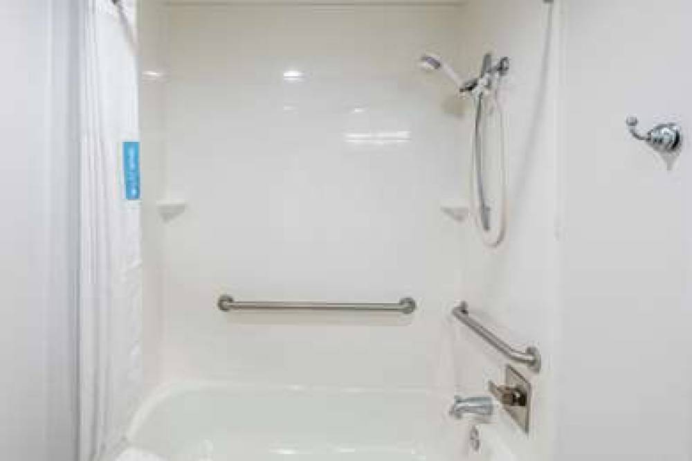 Hampton Inn Brownwood, TX 8