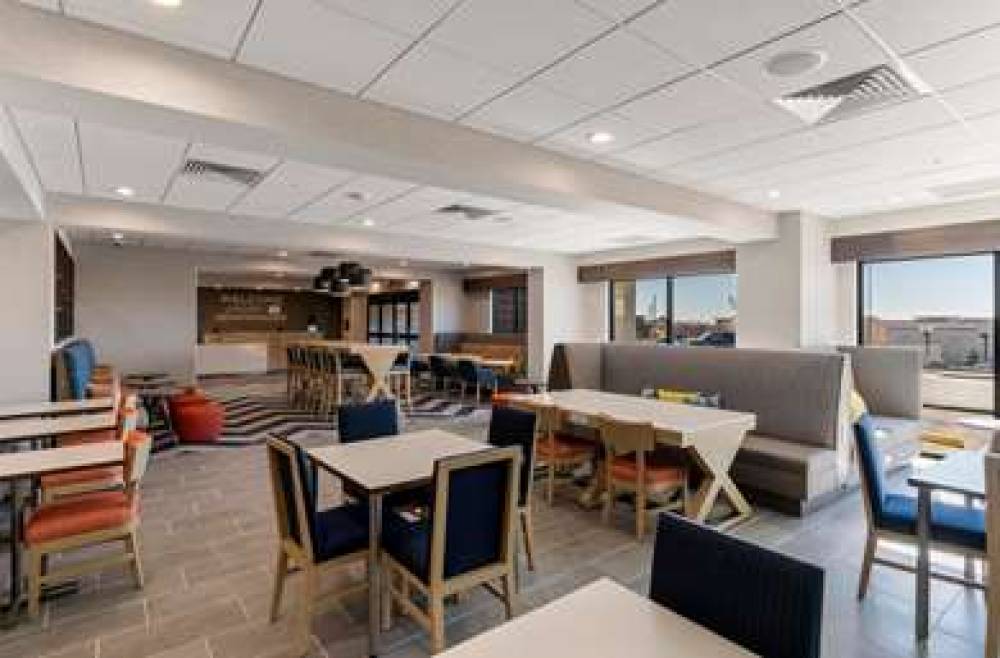 HAMPTON INN BY HILTON CO SPRINGS NE 7