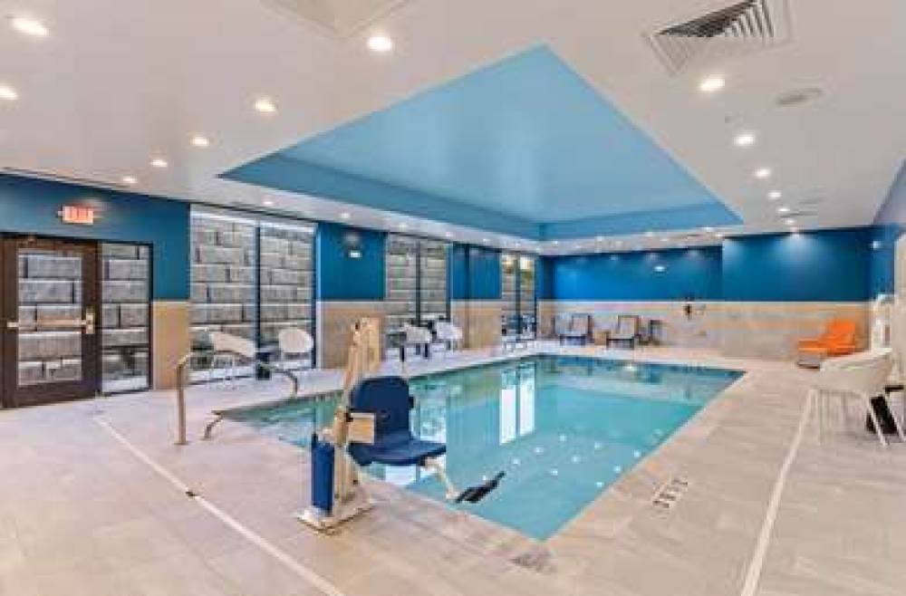 HAMPTON INN BY HILTON CO SPRINGS NE 8