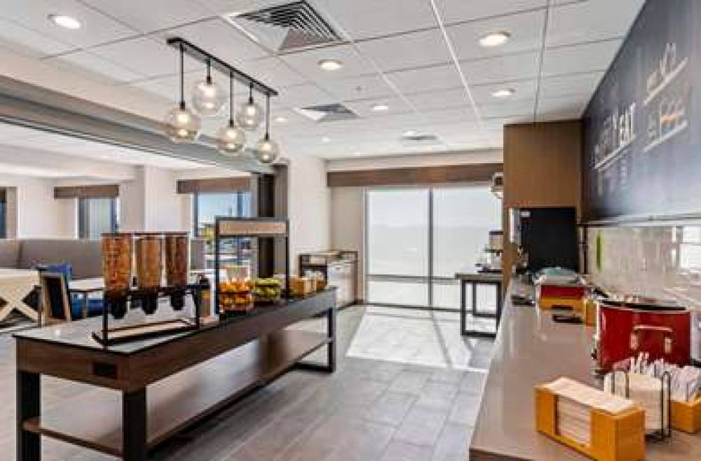 HAMPTON INN BY HILTON CO SPRINGS NE 10
