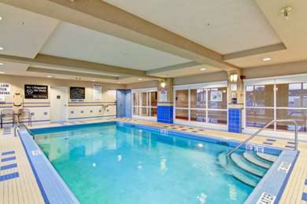 Hampton Inn By Hilton London 5