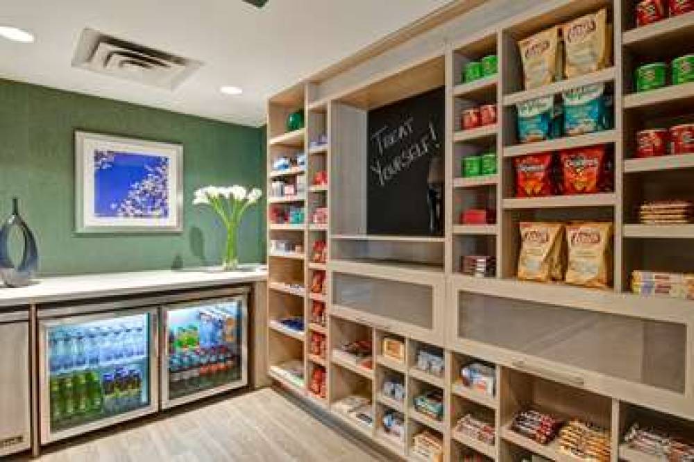 Hampton Inn By Hilton London 8